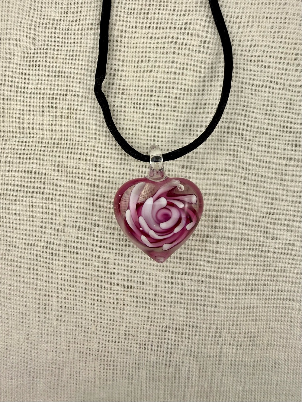 3 Necklace Lot Heart Pendant Leaf Pendant Pink Rhinestone Glass Heart - Picture 4 of 7
